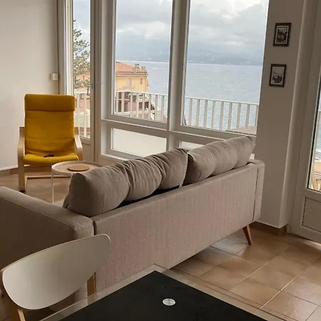 Le Face A La Appartement *