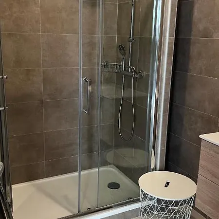 Apartment Le Face A La