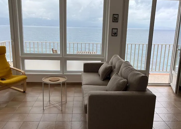 Le Face A La * Ajaccio (Corsica)